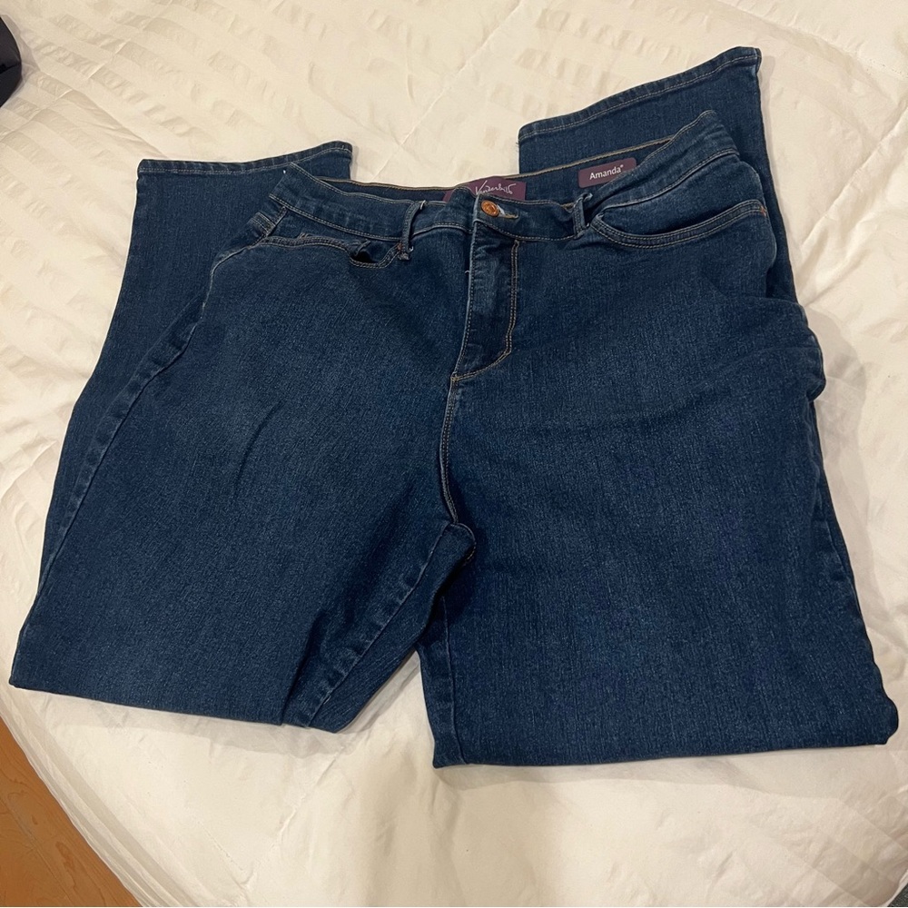 Gloria Vanderbilt Amanda jeans size 16